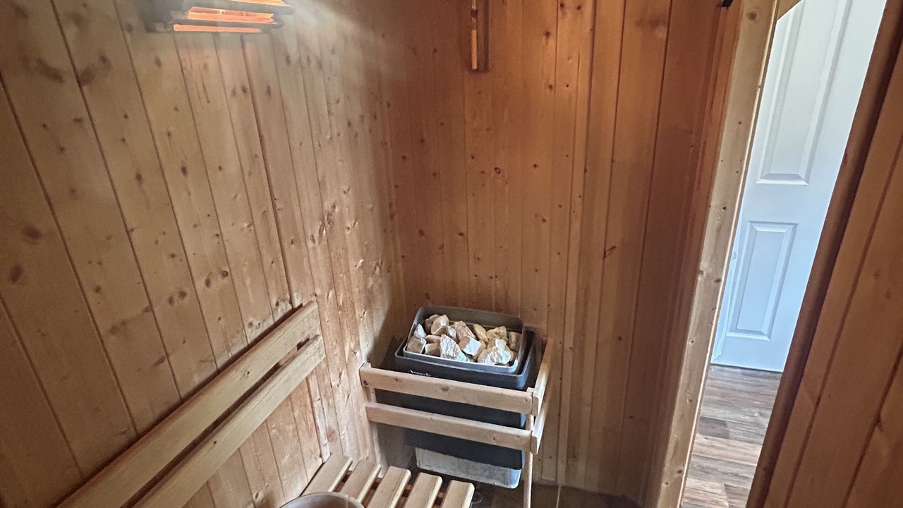 Photo of Others in Diss