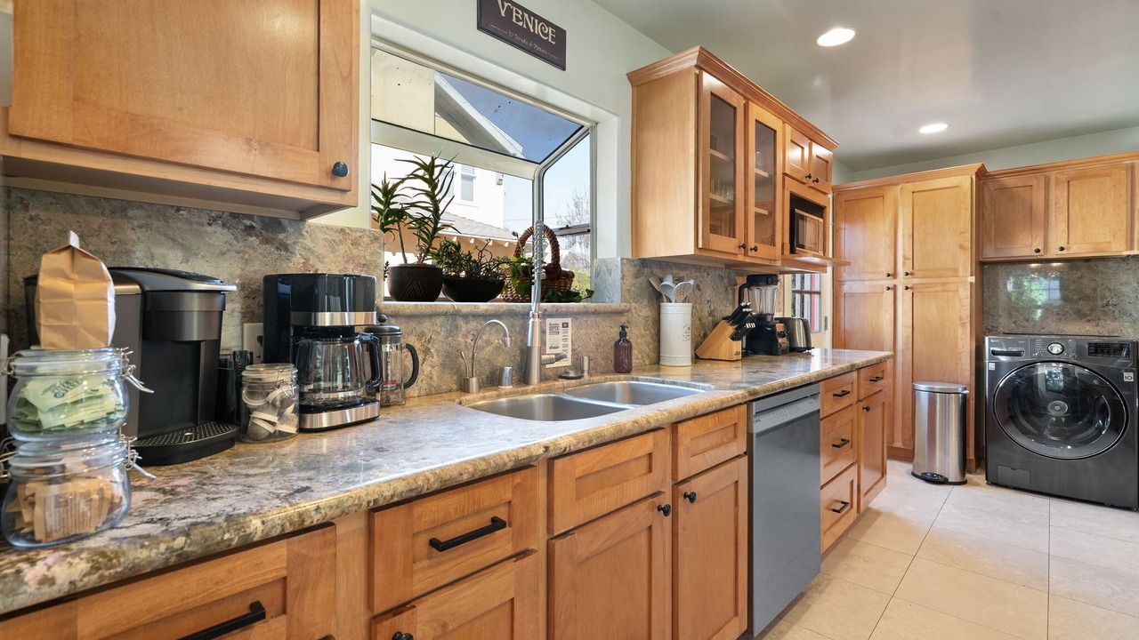 Photo of Kitchen in Burbank