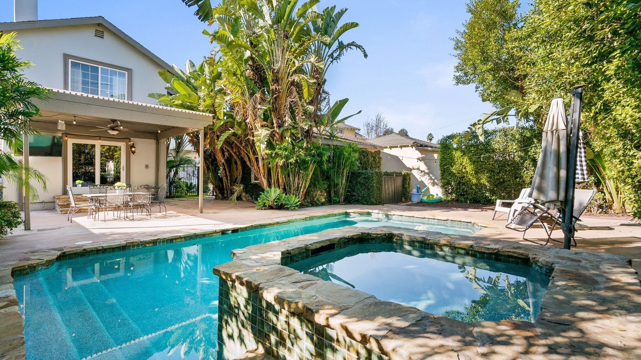 Photo of Outdoor in Burbank