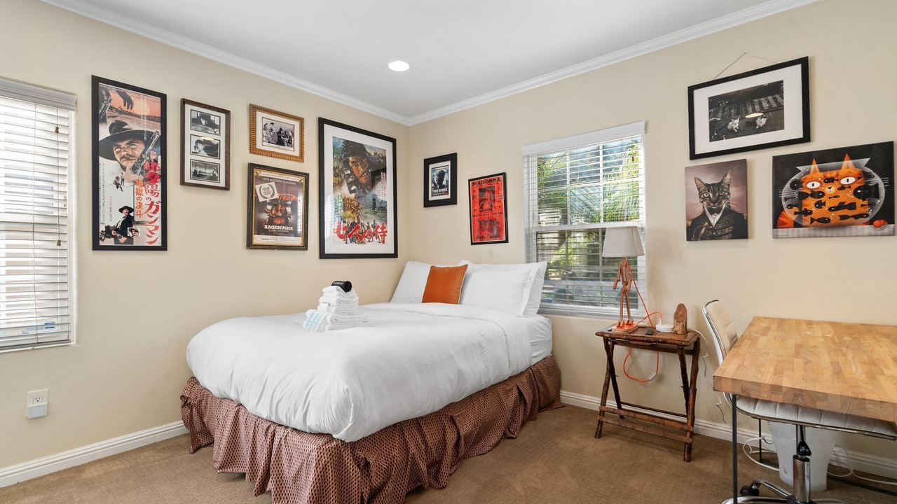 Photo of Bedroom in Burbank