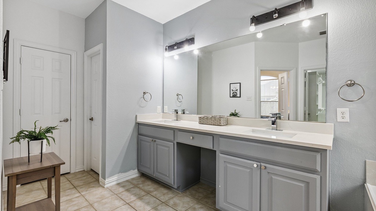 Photo of Bathroom in South Arlington