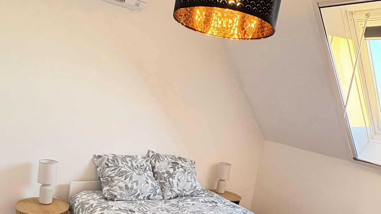 Photo of Bedroom in Lapalisse