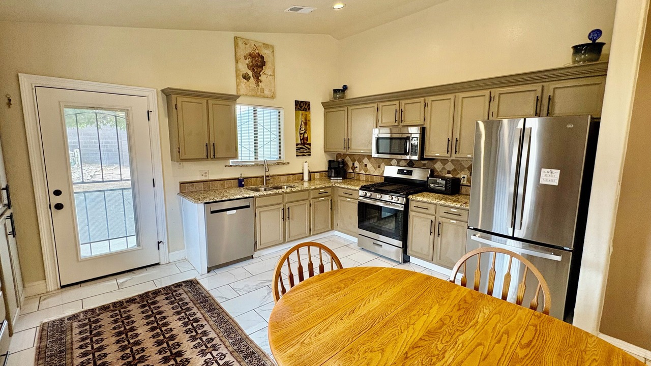 Photo of Kitchen in Ladera West