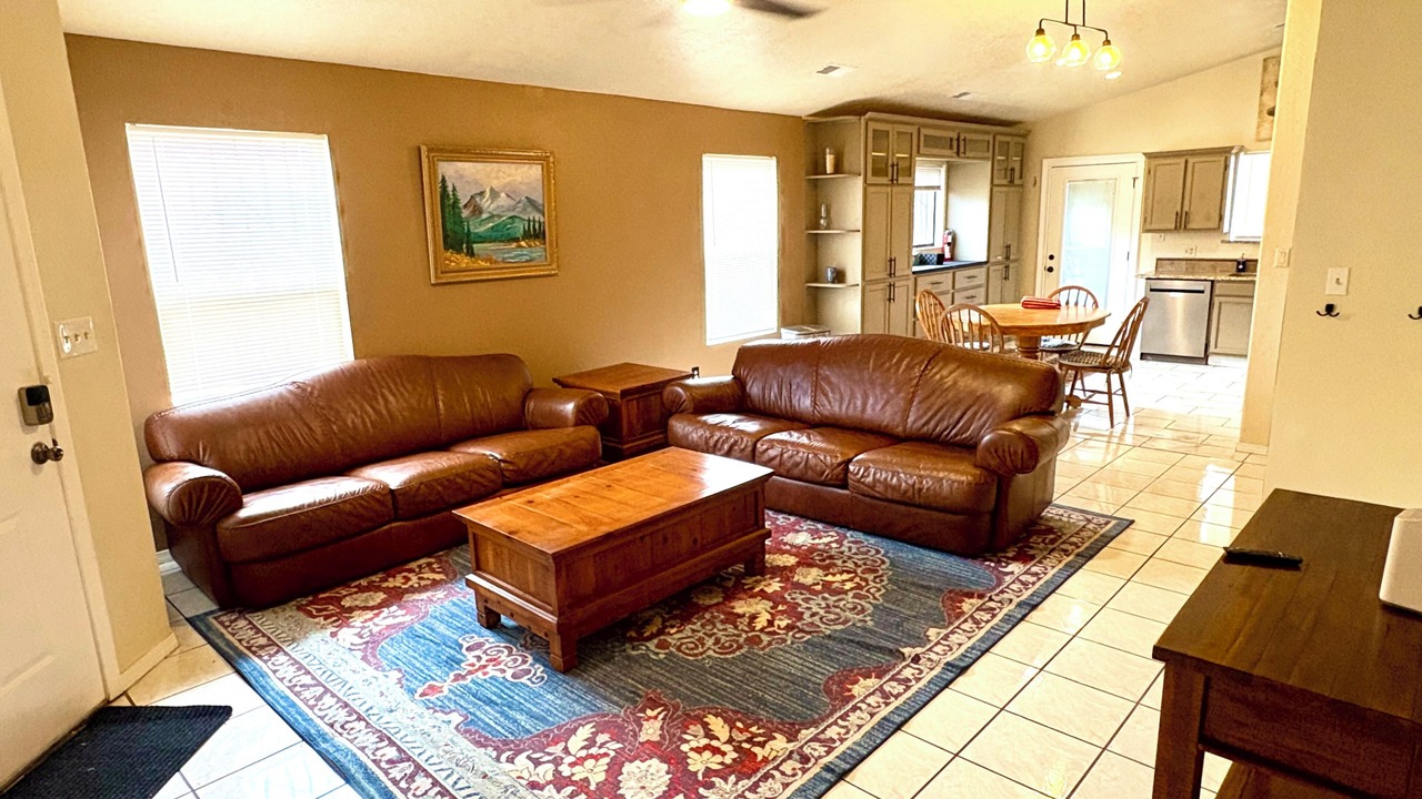 Photo of Livingroom in Ladera West