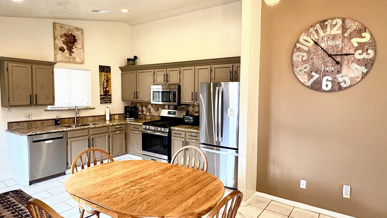 Photo of Kitchen in Ladera West