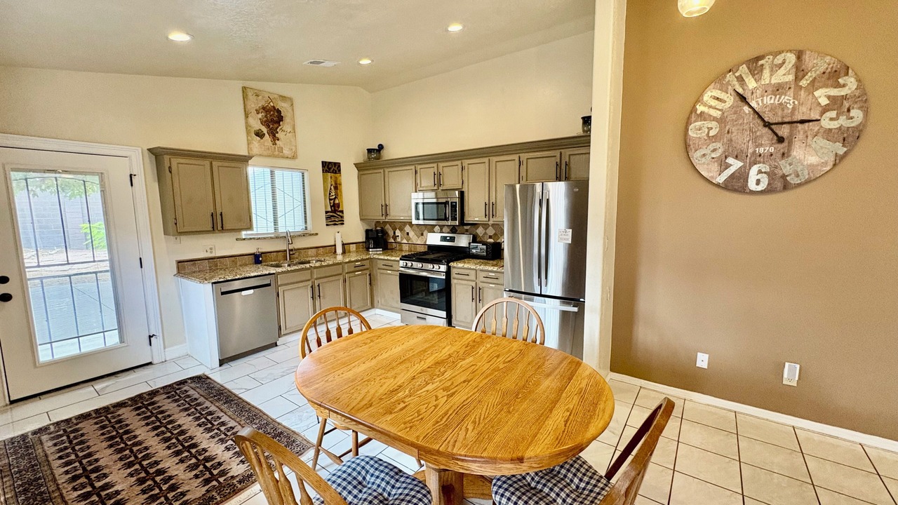 Photo of Kitchen in Ladera West
