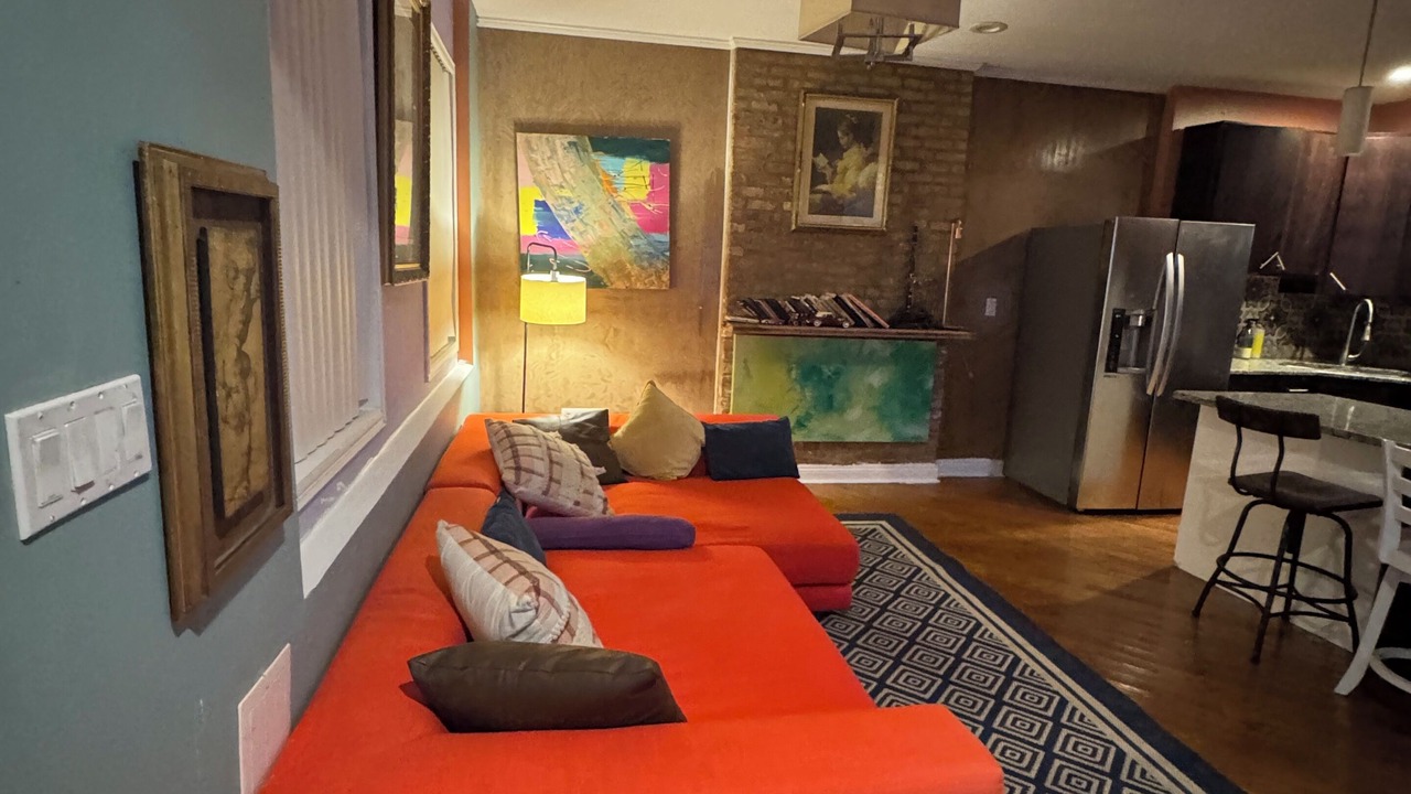 Photo of Livingroom in Near West Side