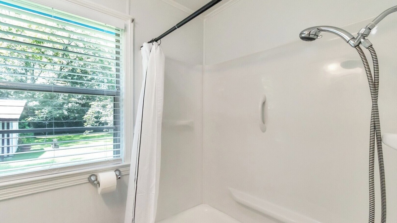 Photo of Bathroom in Mobile