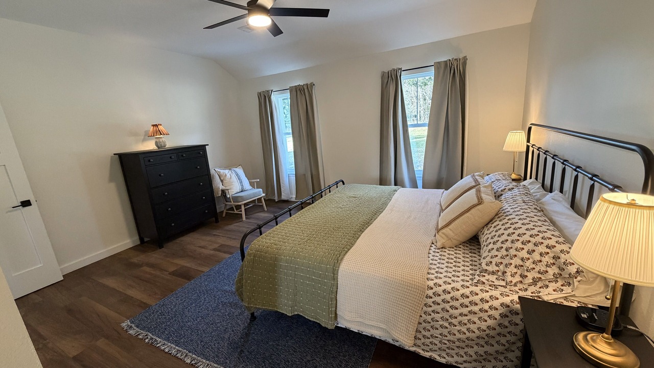 Photo of Bedroom in Manvel