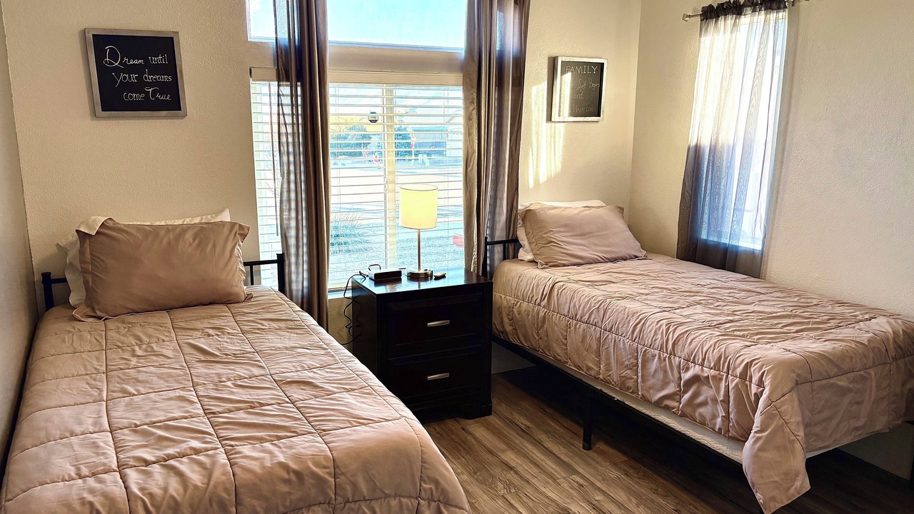 Photo of Bedroom in Skies West