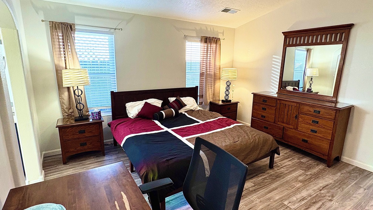 Photo of Bedroom in Skies West