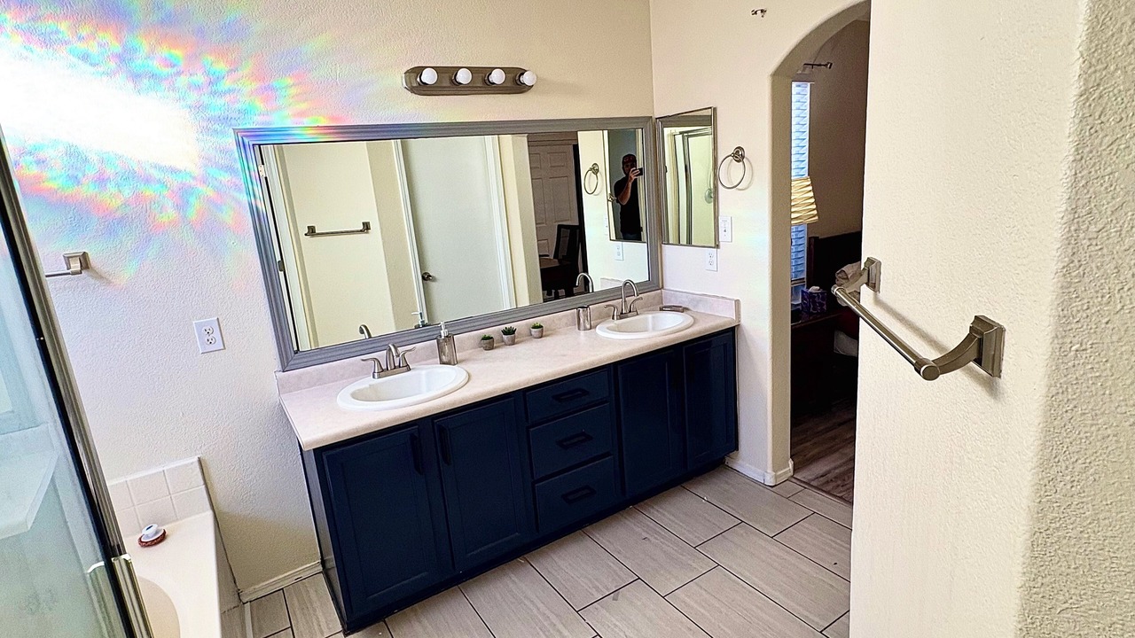 Photo of Bathroom in Skies West