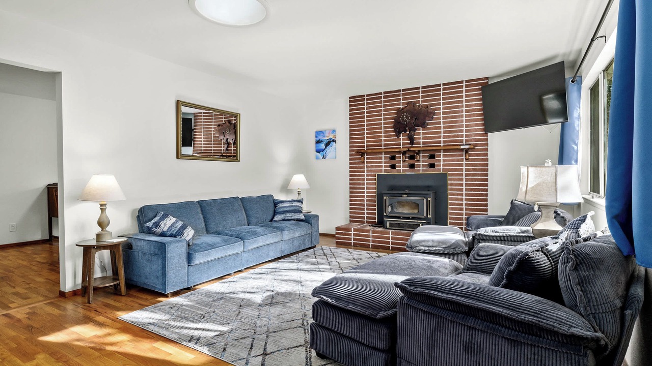 Photo of Livingroom in Felton