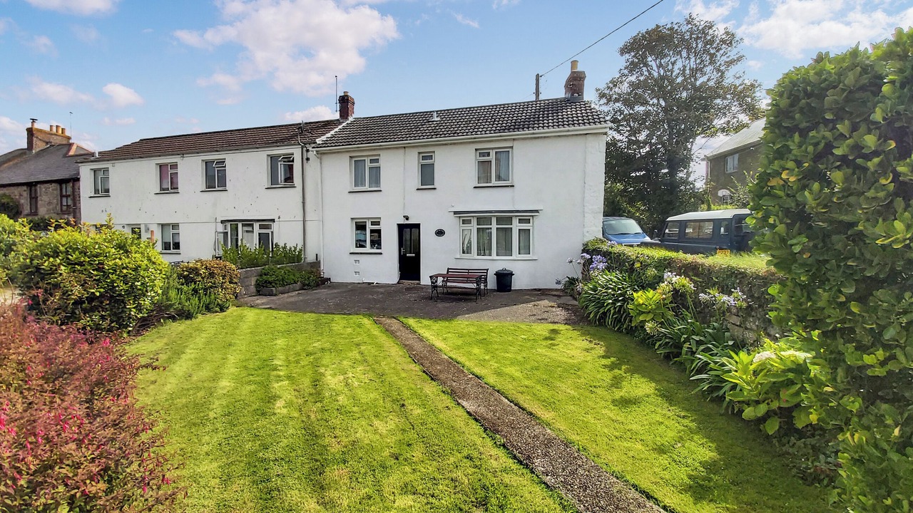 Photo of Others in Goldsithney