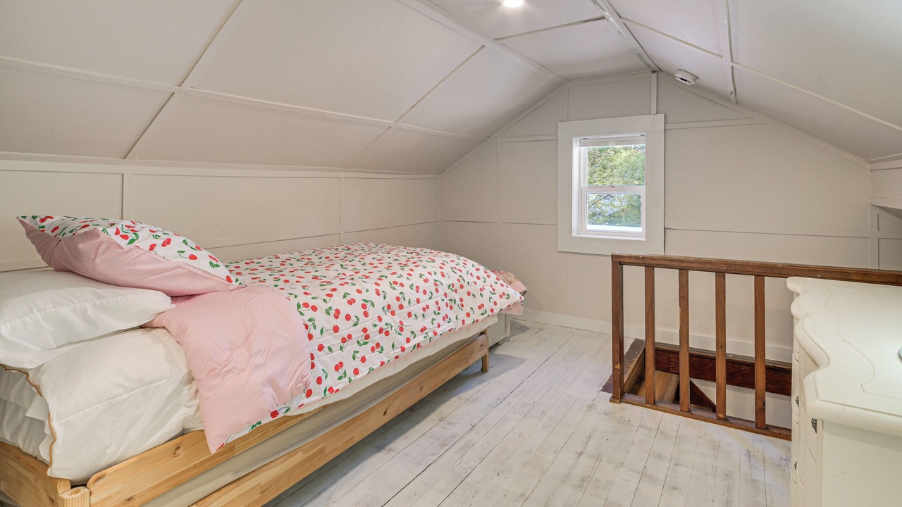 Photo of Bedroom in Indian River
