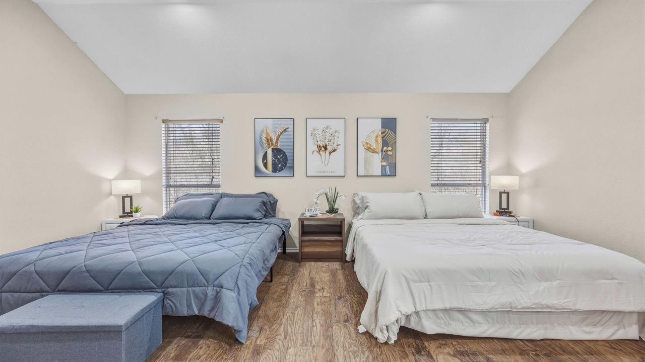 Photo of Bedroom in Manor