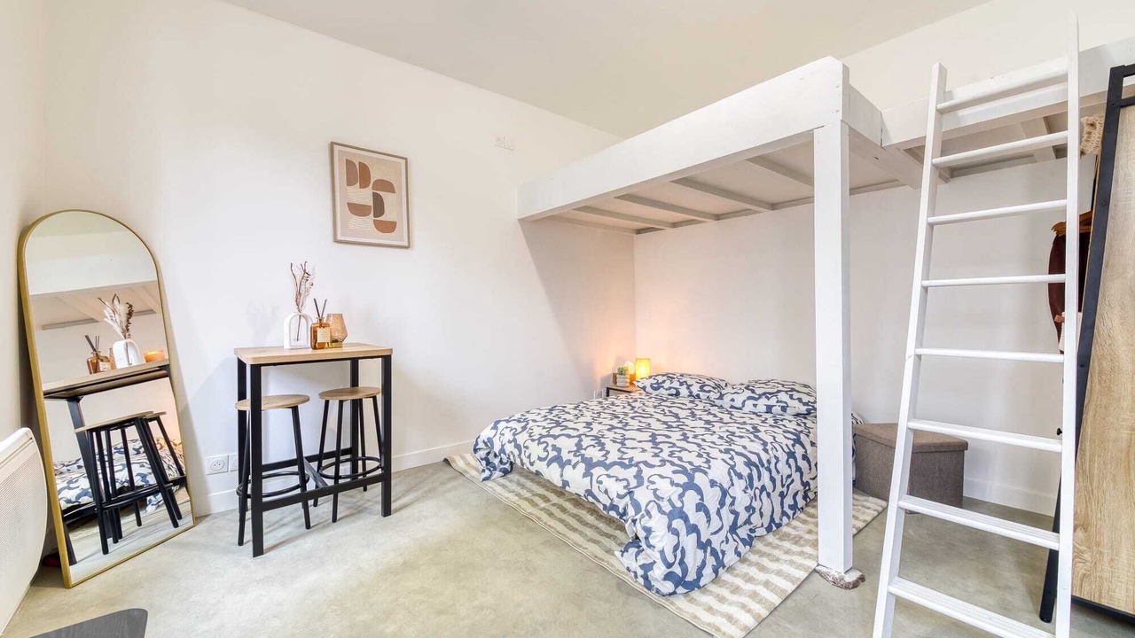 Photo of Bedroom in Aubervilliers