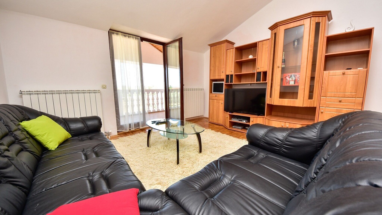 Photo of Livingroom in Tinj