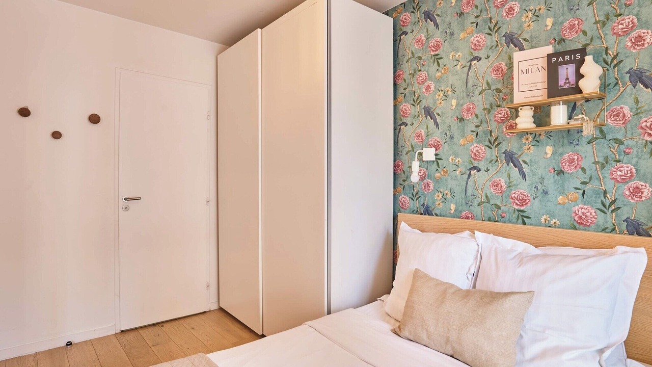 Photo of Others in Silly-Gallieni