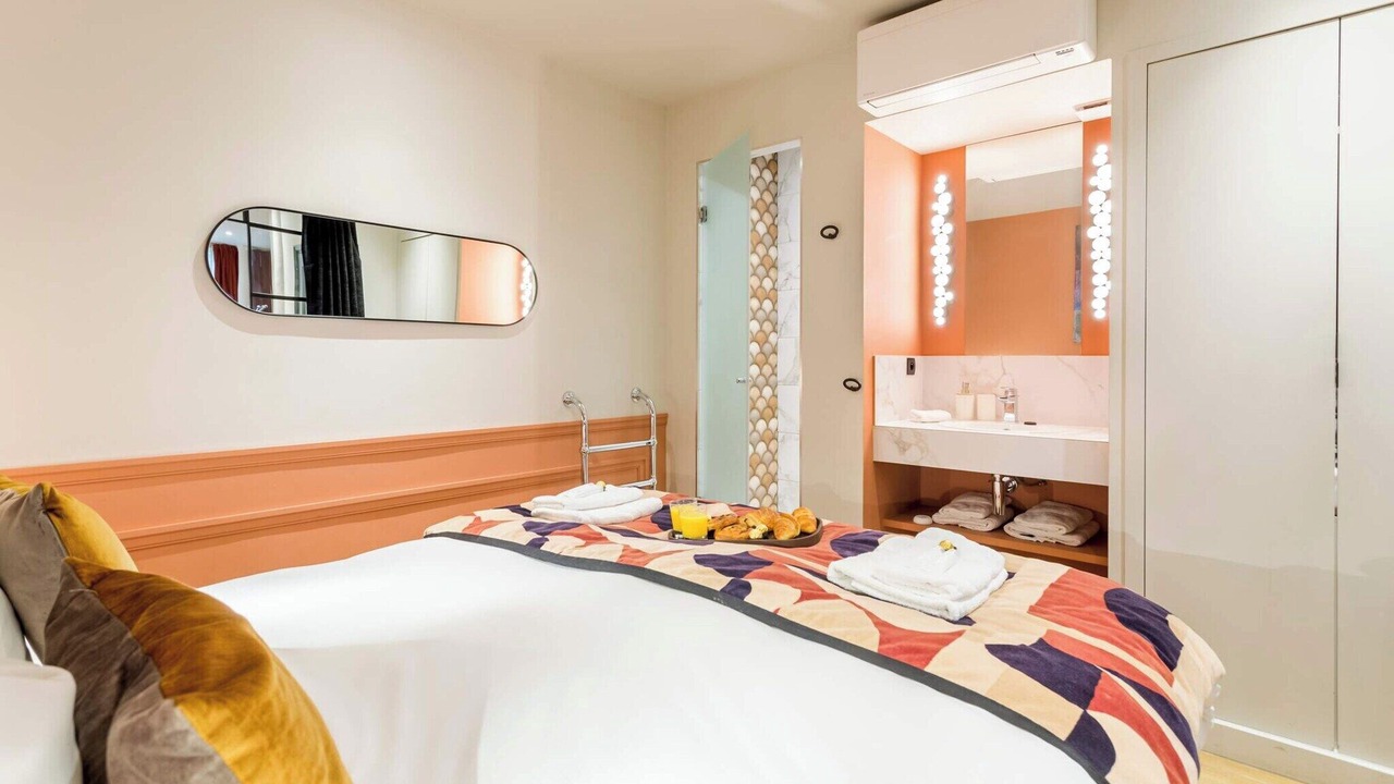 Photo of Others in Archives