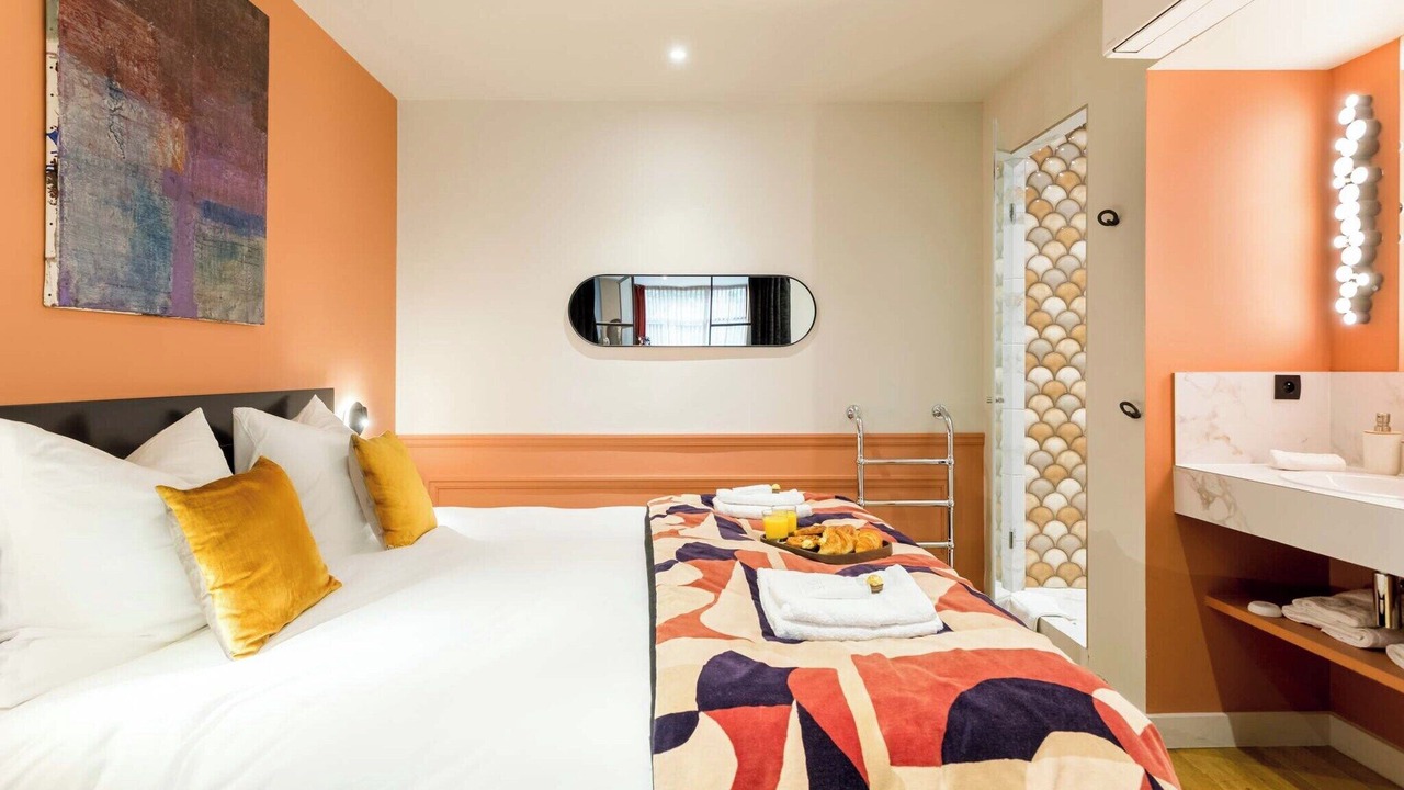 Photo of Others in Archives