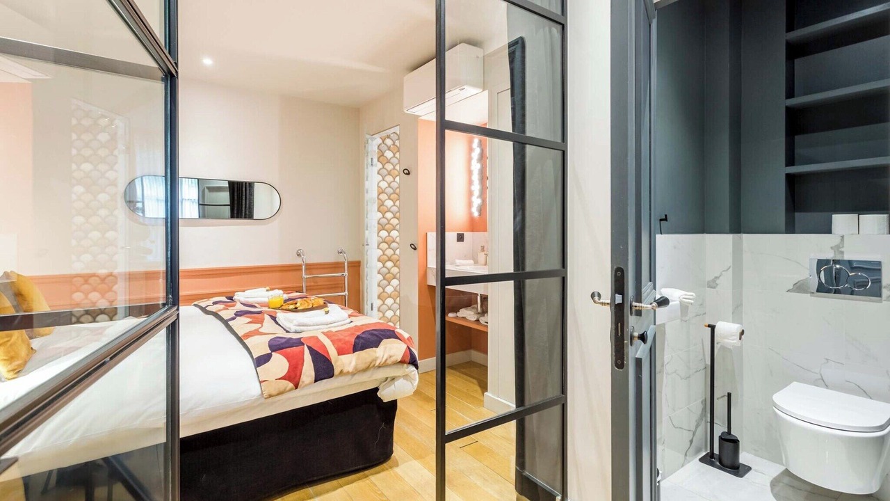 Photo of Others in Archives