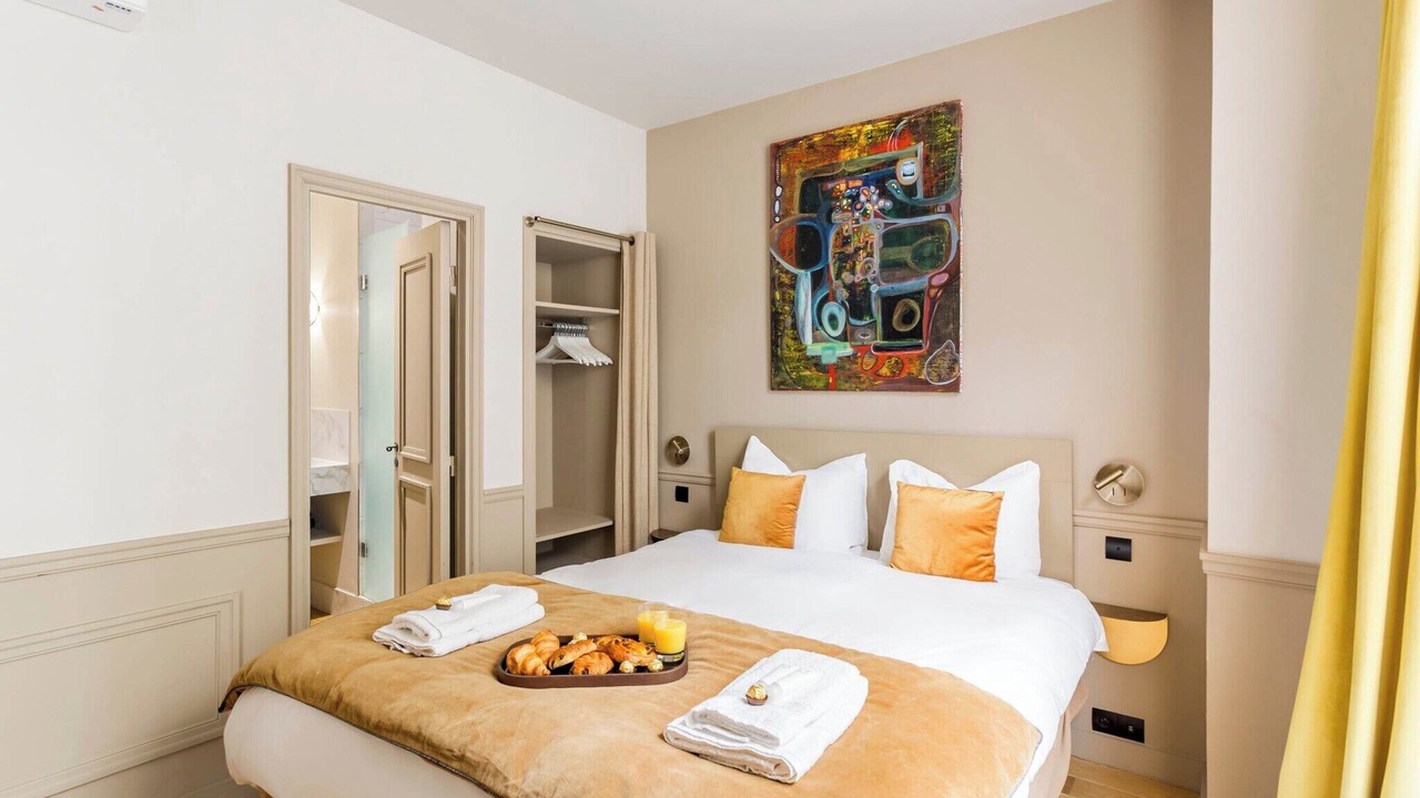 Photo of Others in Archives