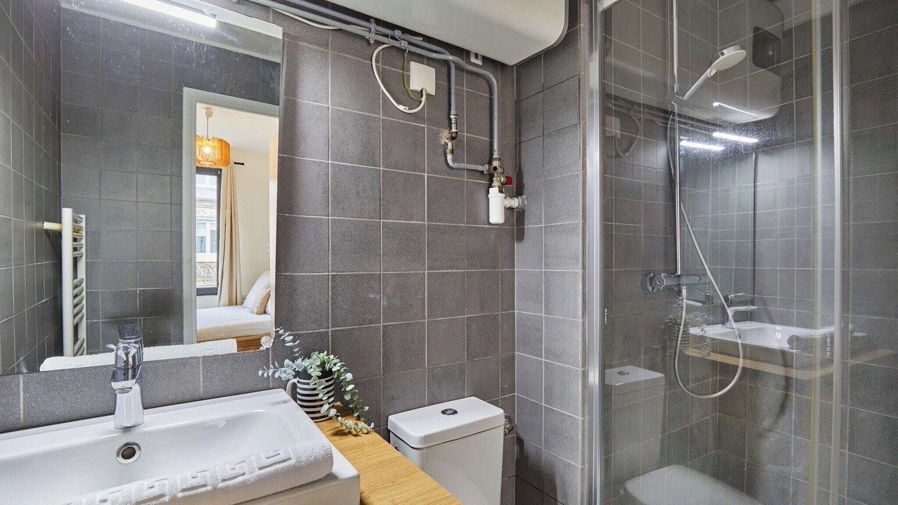 Photo of Others in Silly-Gallieni