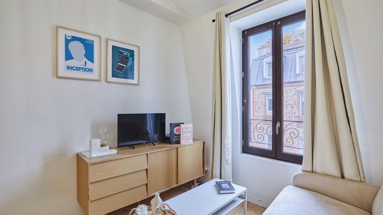 Photo of Others in Silly-Gallieni