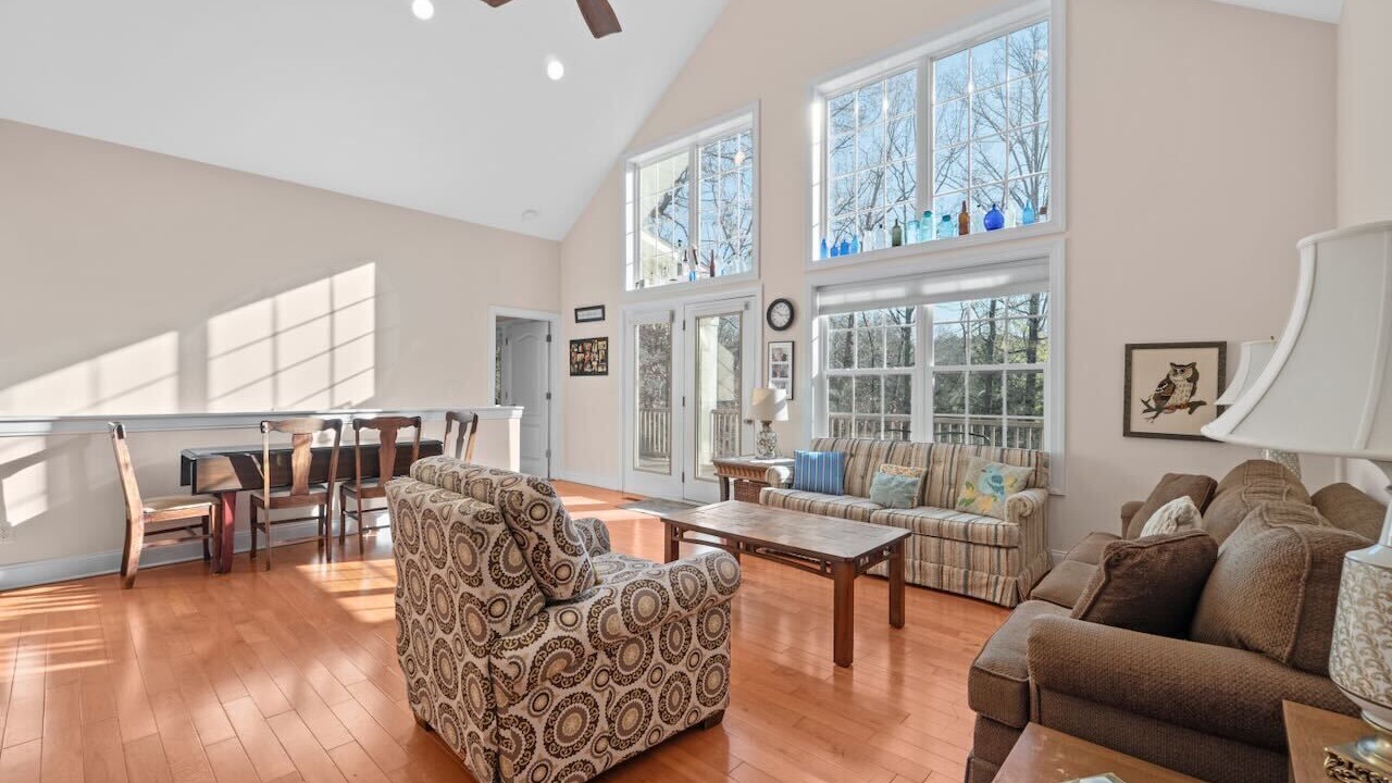 Photo of Livingroom in Bowling Green