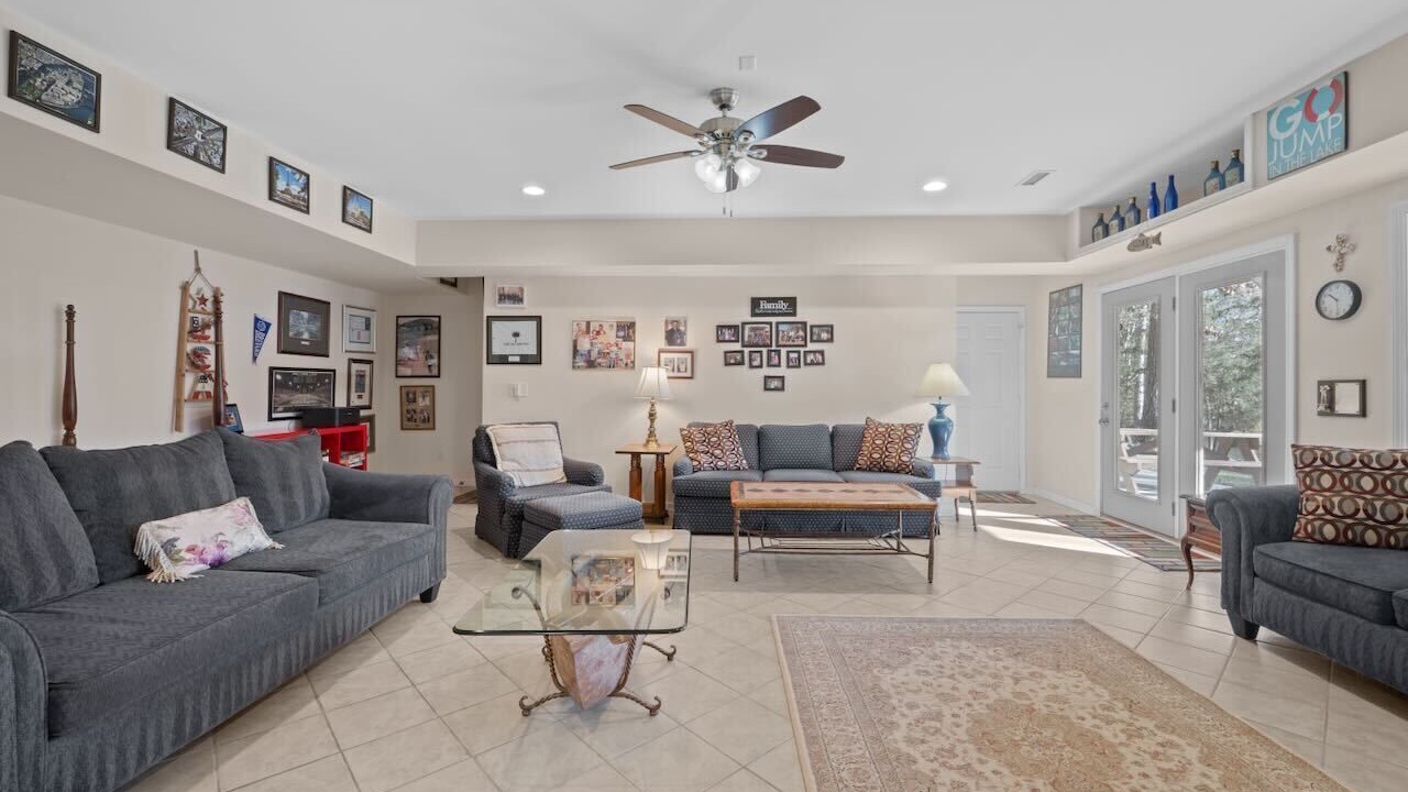 Photo of Livingroom in Bowling Green
