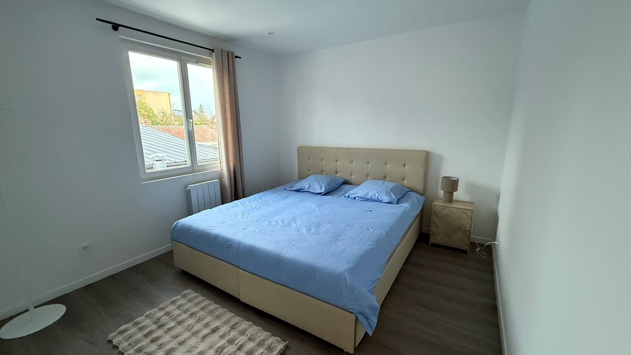 Photo of Bedroom in Evreux