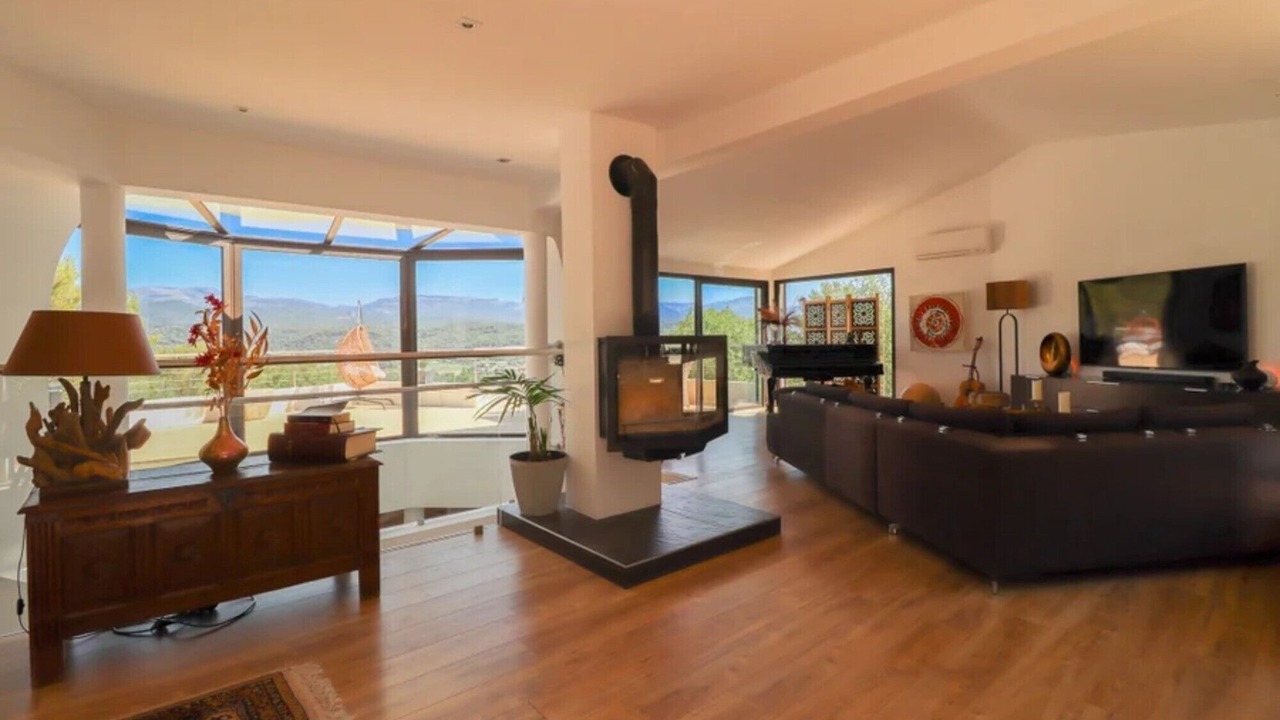 Photo of Livingroom in Tourrettes