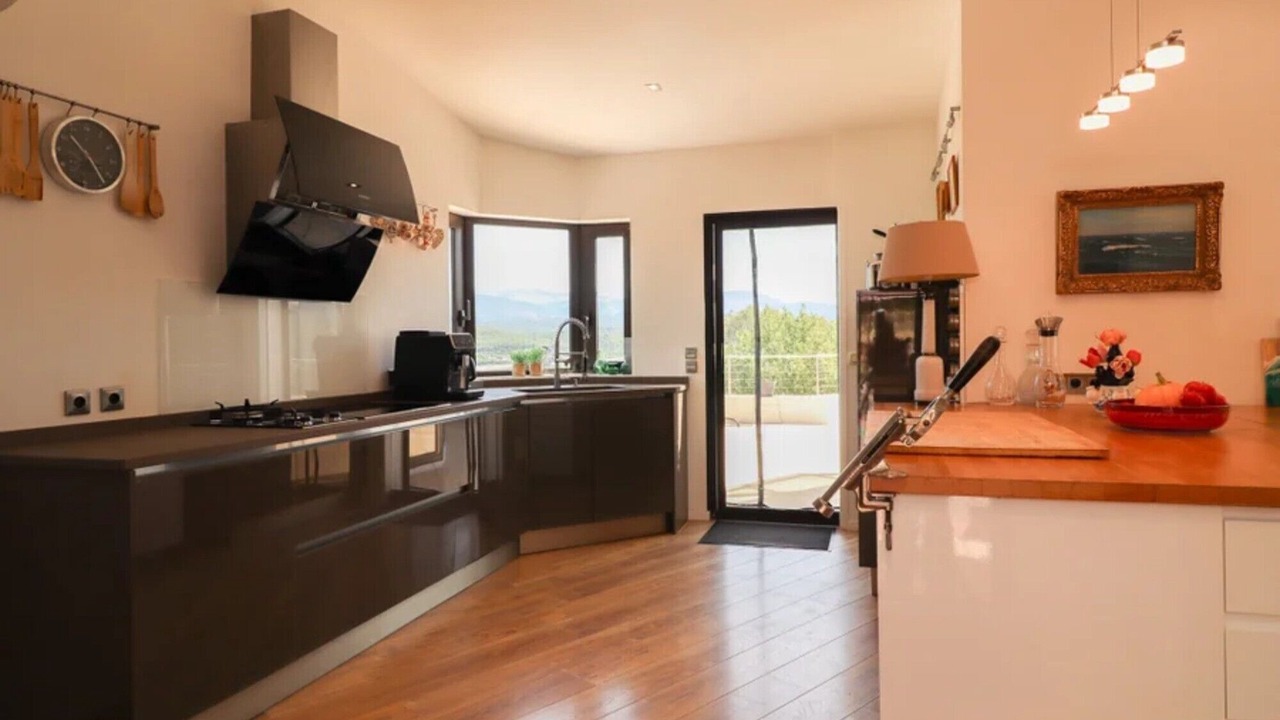 Photo of Kitchen in Tourrettes