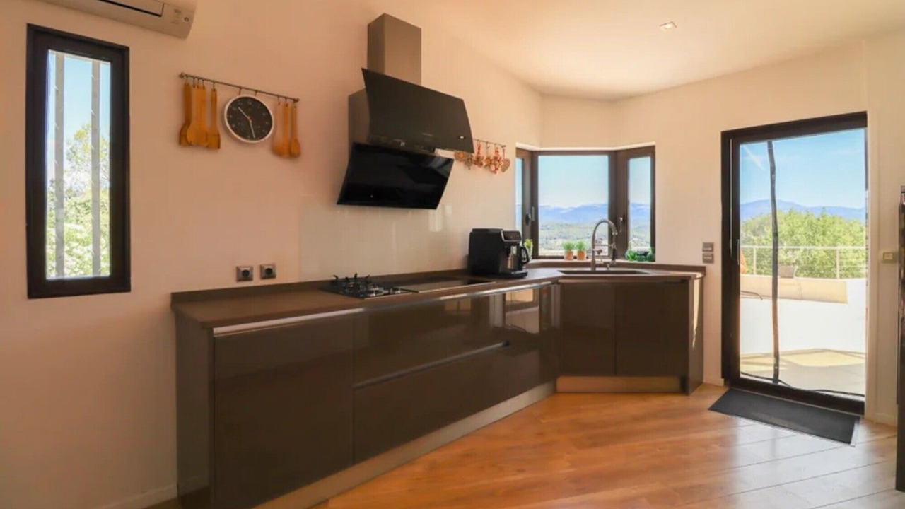 Photo of Kitchen in Tourrettes