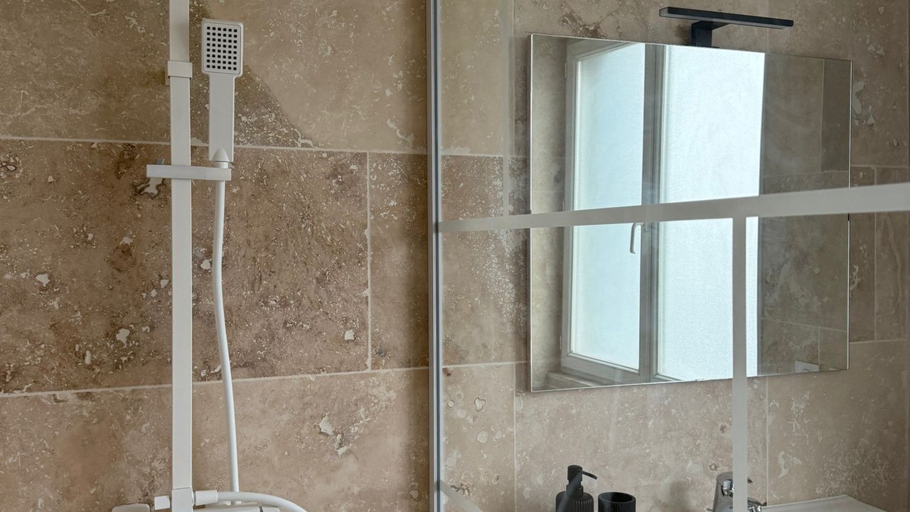 Photo of Bathroom in Evreux