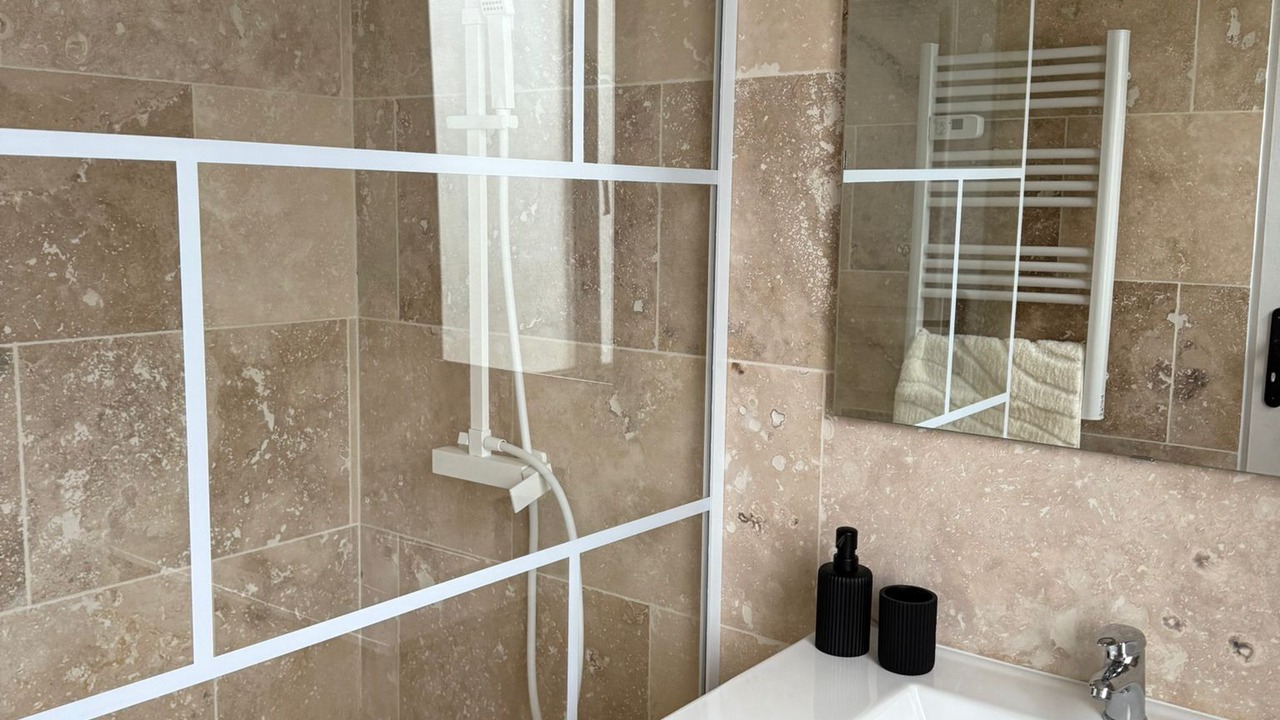 Photo of Bathroom in Evreux