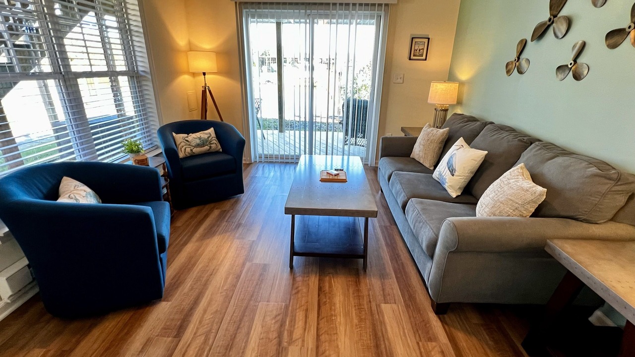 Photo of Livingroom in Solomons