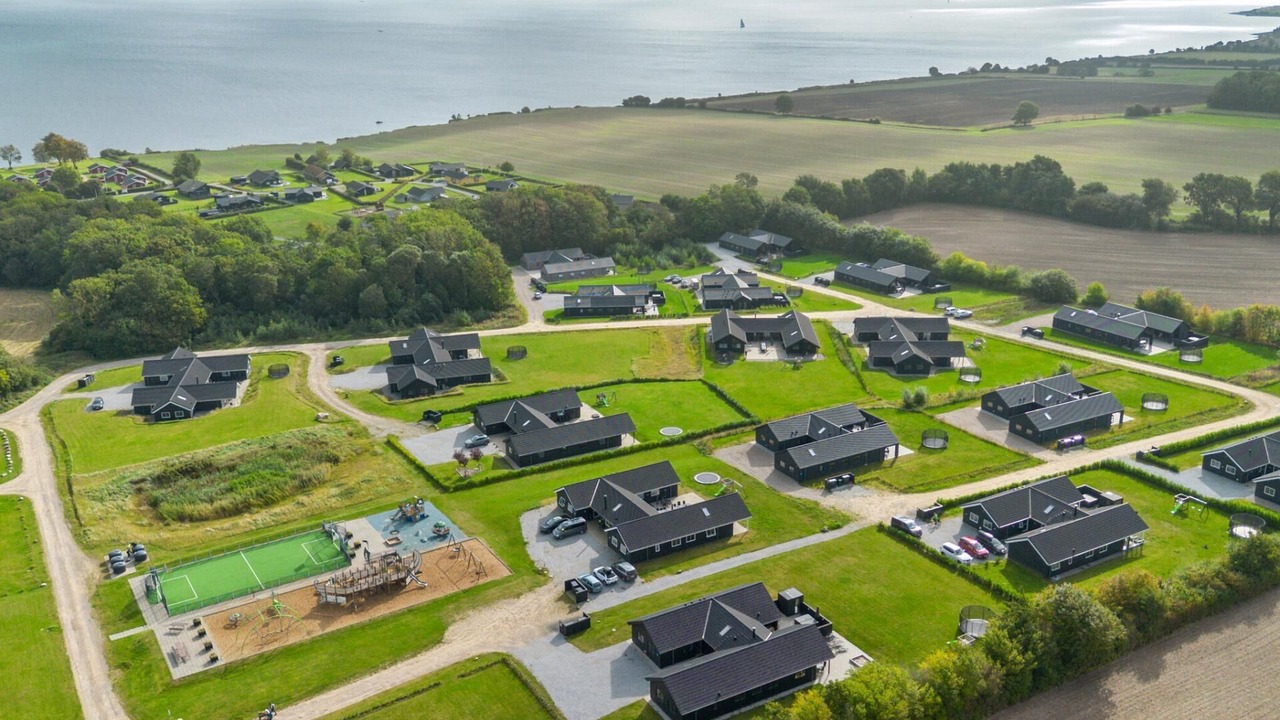 Photo of Others in Mommark Strand