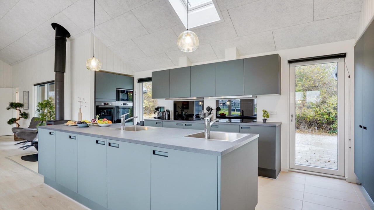 Photo of Others in Mommark Strand