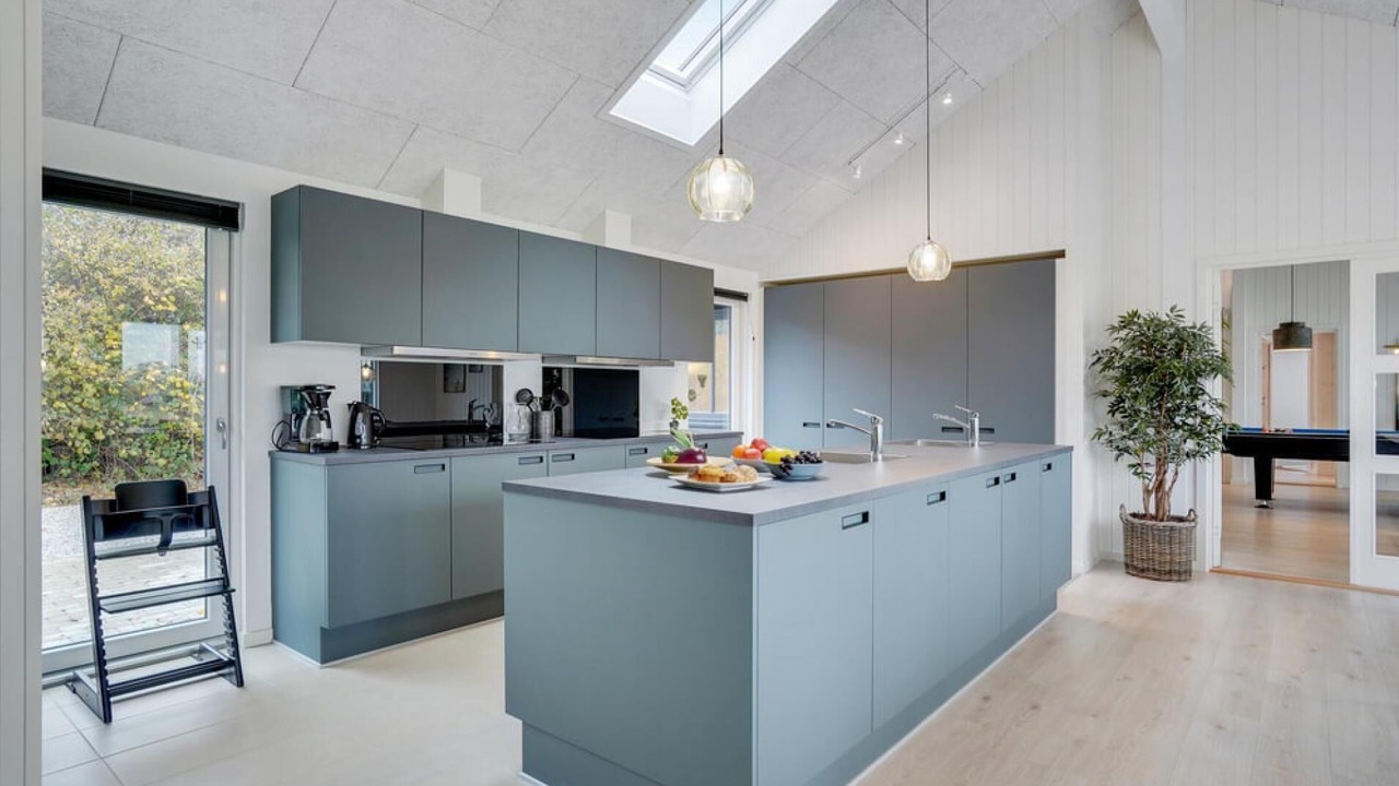 Photo of Others in Mommark Strand