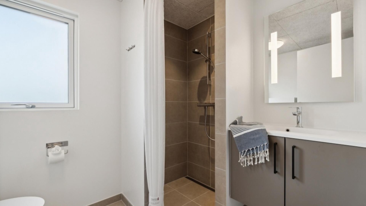 Photo of Bathroom in Mommark Strand