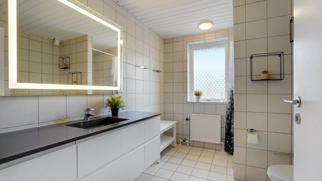 Photo of Bathroom in Glyngore
