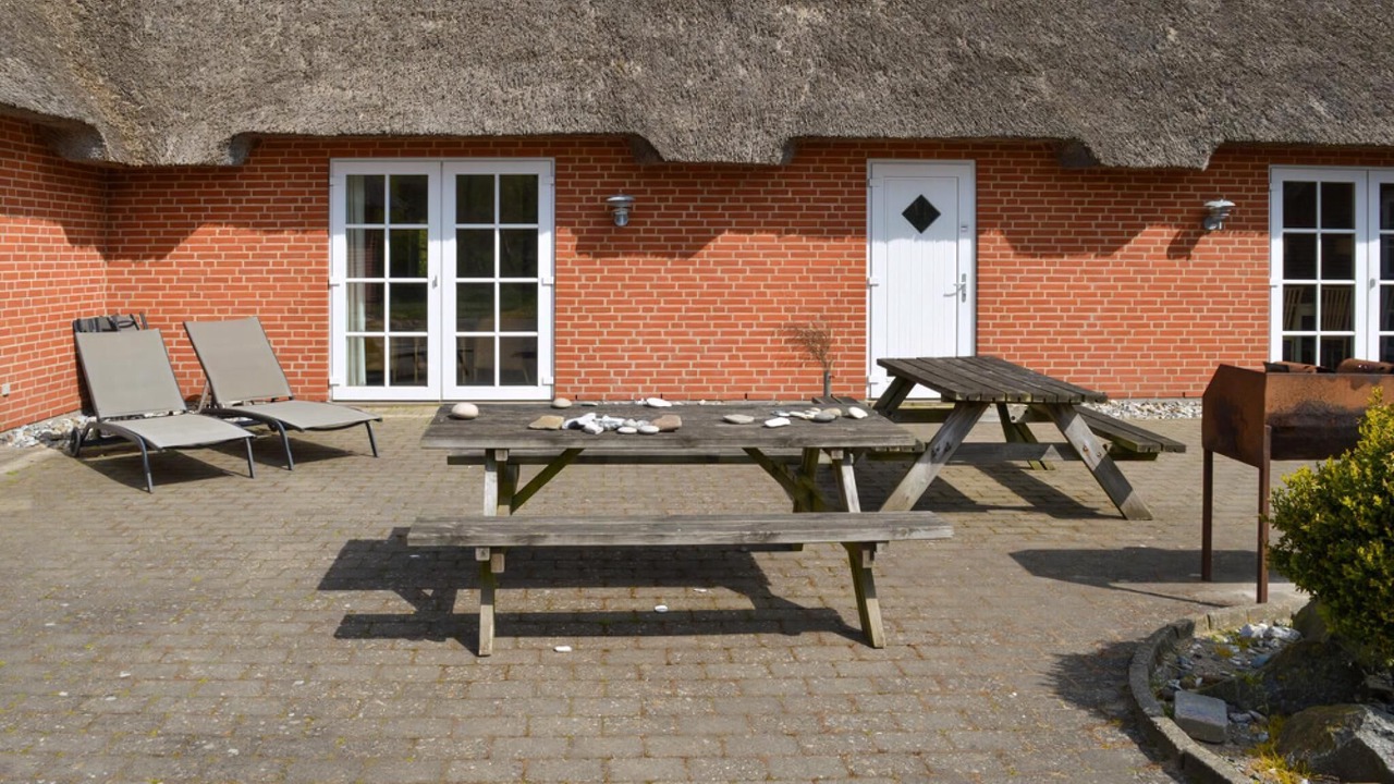Photo of Others in Øby