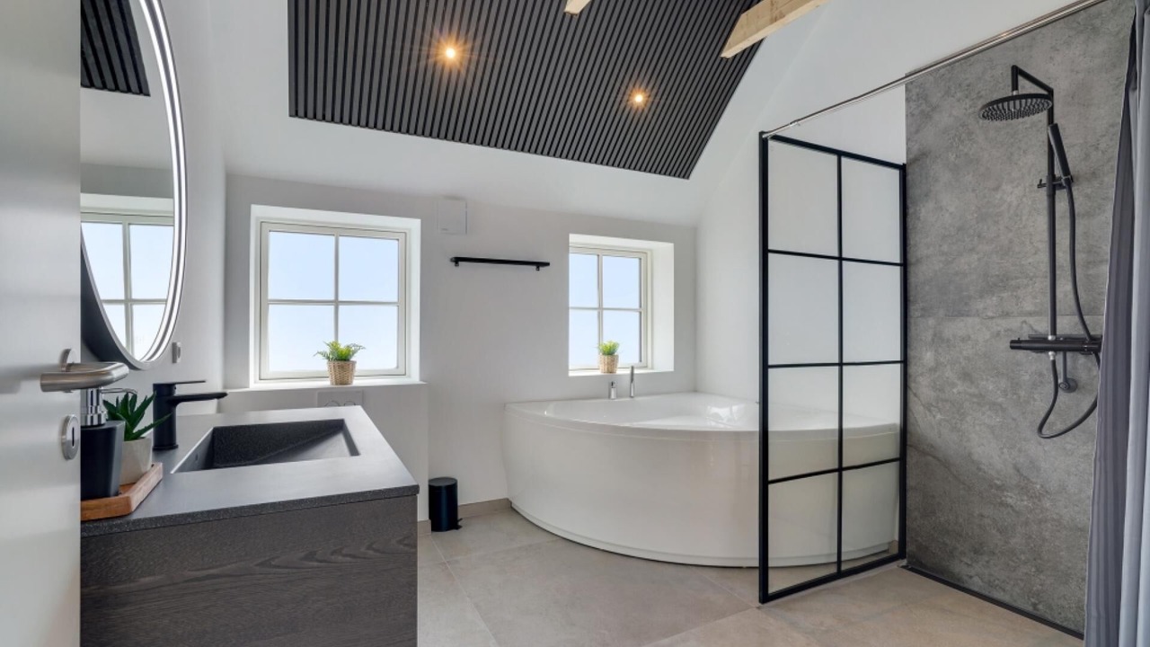 Photo of Bathroom in Houvig Strand