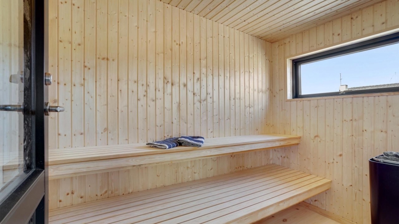 Photo of Others in Houvig Strand