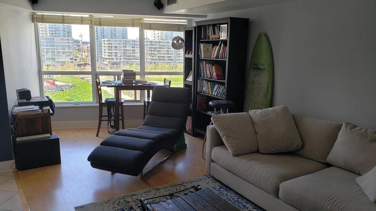 Photo of Livingroom in Bathurst Quay