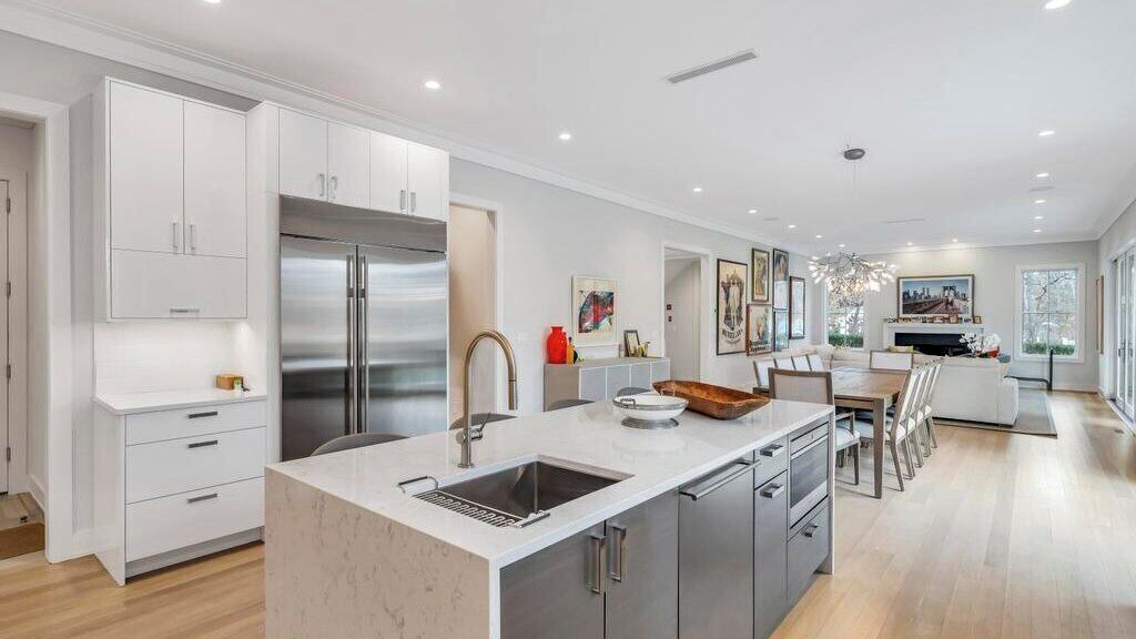 Photo of Others in Bridgehampton