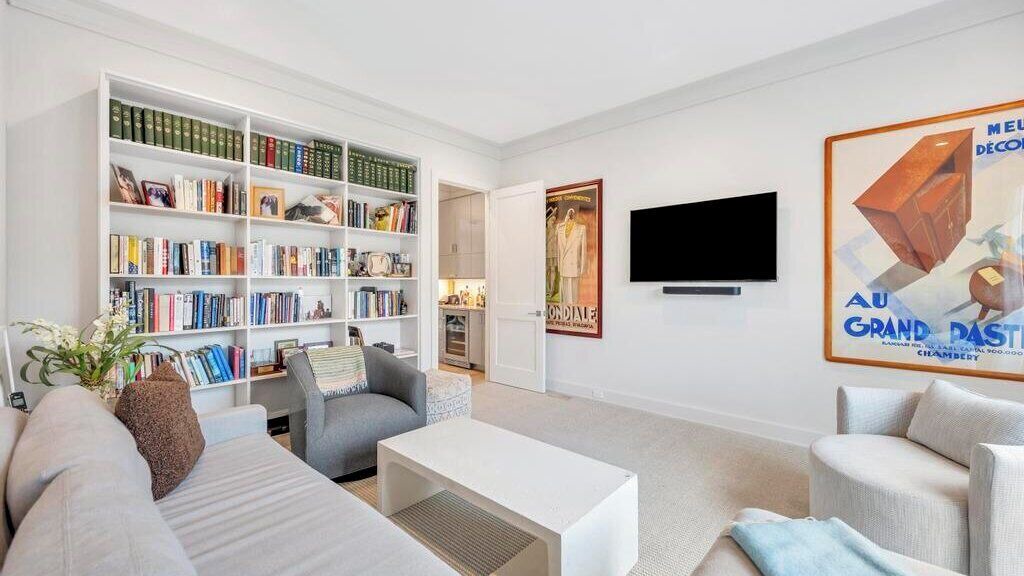 Photo of Livingroom in Bridgehampton