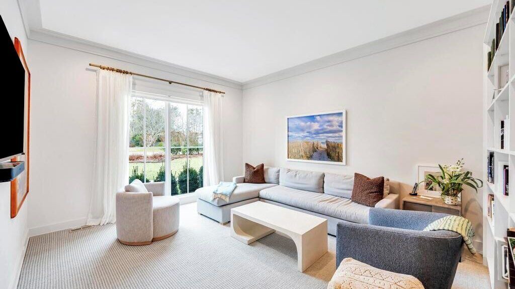 Photo of Livingroom in Bridgehampton